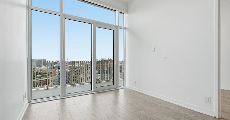 PH01-88 Bathurst Street, Toronto, ON, M5V 0W8 - 10