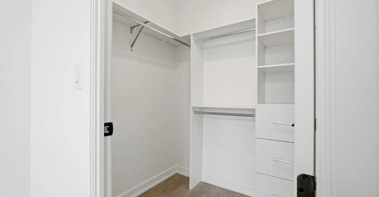 PH01-88 Bathurst Street, Toronto, ON, M5V 0W8 - 17