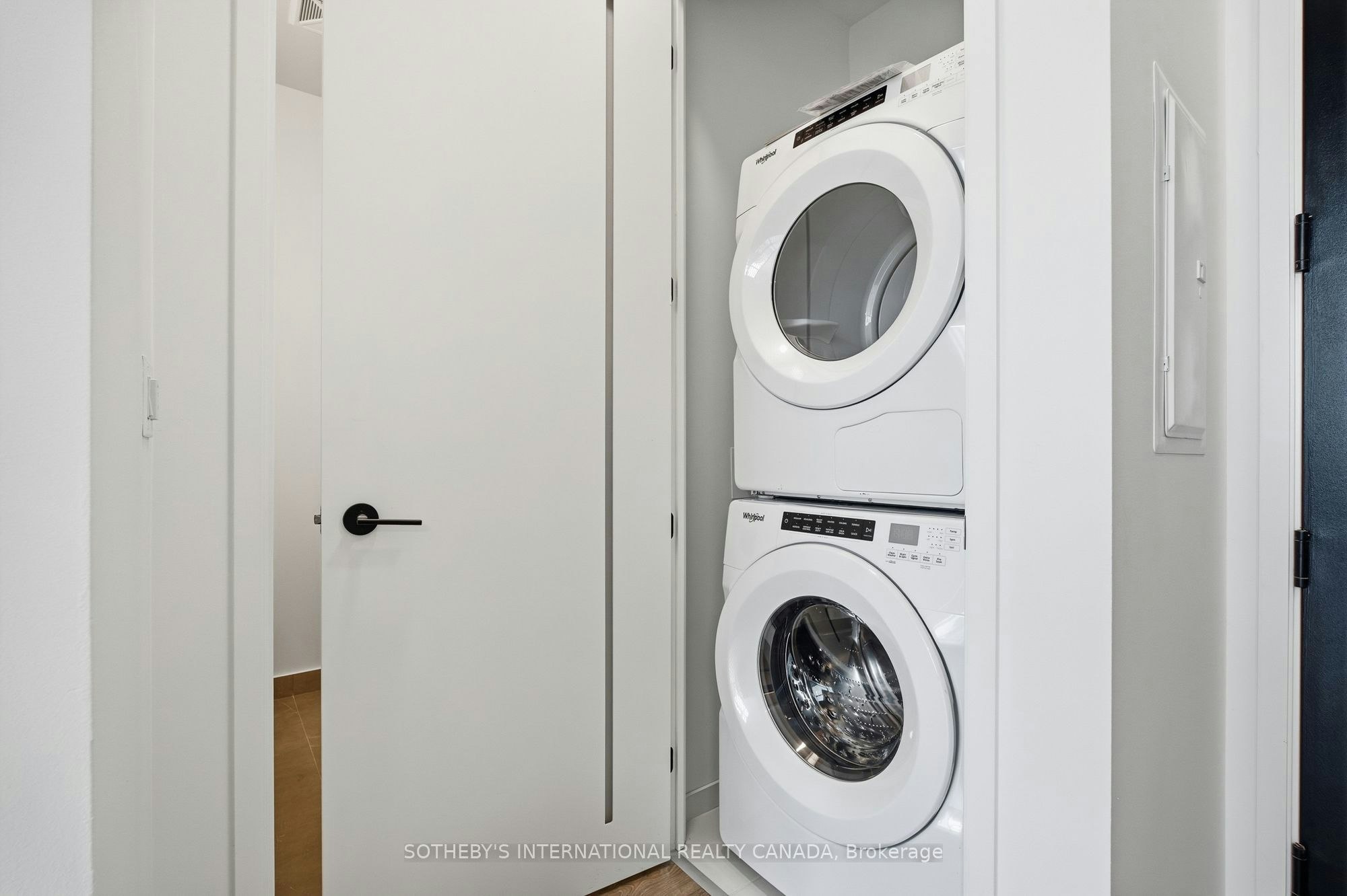 PH01-88 Bathurst Street, Toronto, ON, M5V 0W8 - 21