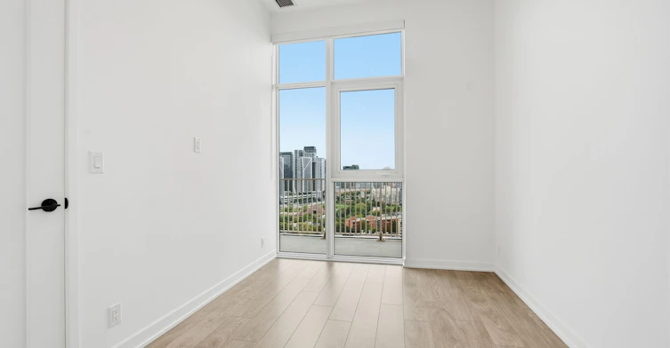 PH01-88 Bathurst Street, Toronto, ON, M5V 0W8 - 14