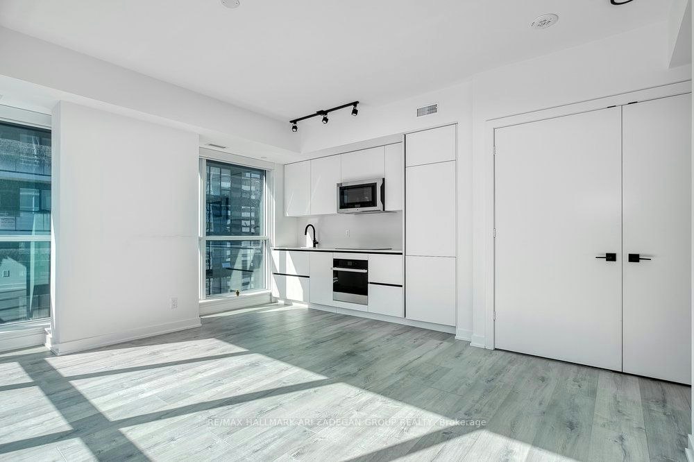 4003-327 King Street W, Toronto, ON, M5V 0W7 - 8