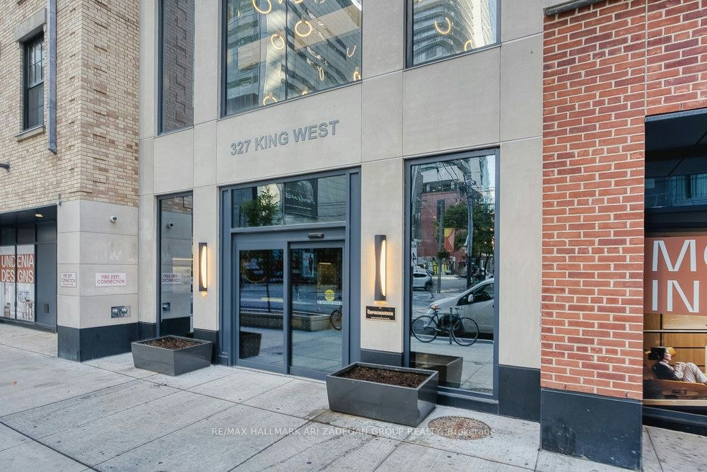 4003-327 King Street W, Toronto, ON, M5V 0W7 - 2