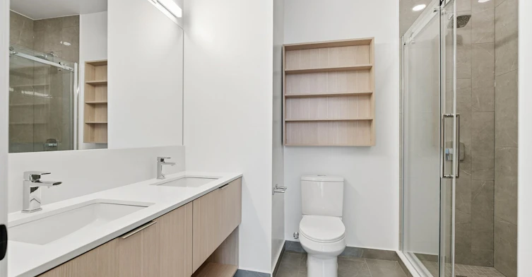 PH14-88 Bathurst Street, Toronto, ON, M5V 0W8 - 17