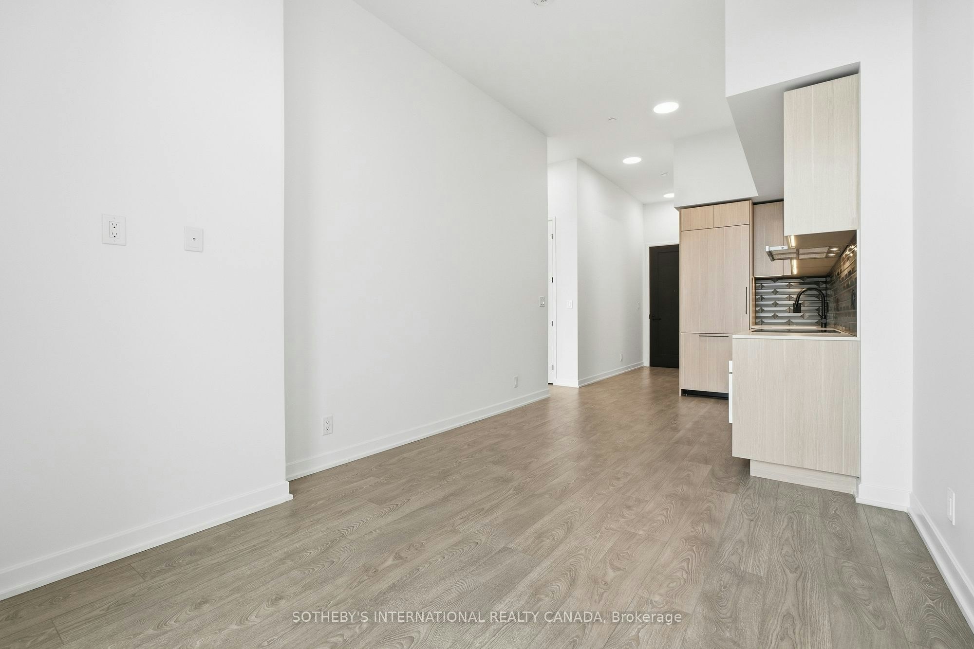 PH14-88 Bathurst Street, Toronto, ON, M5V 0W8 - 9