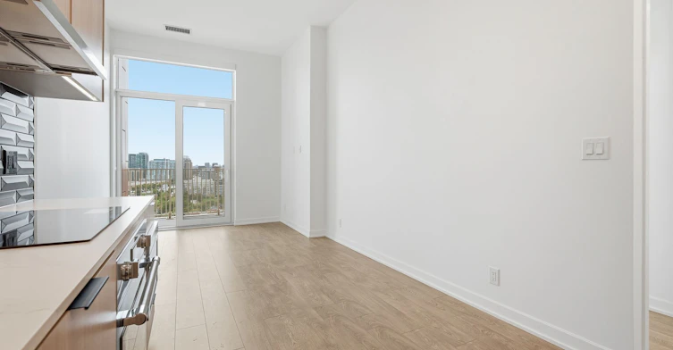 PH14-88 Bathurst Street, Toronto, ON, M5V 0W8 - 5