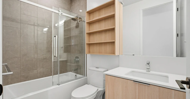 PH14-88 Bathurst Street, Toronto, ON, M5V 0W8 - 24