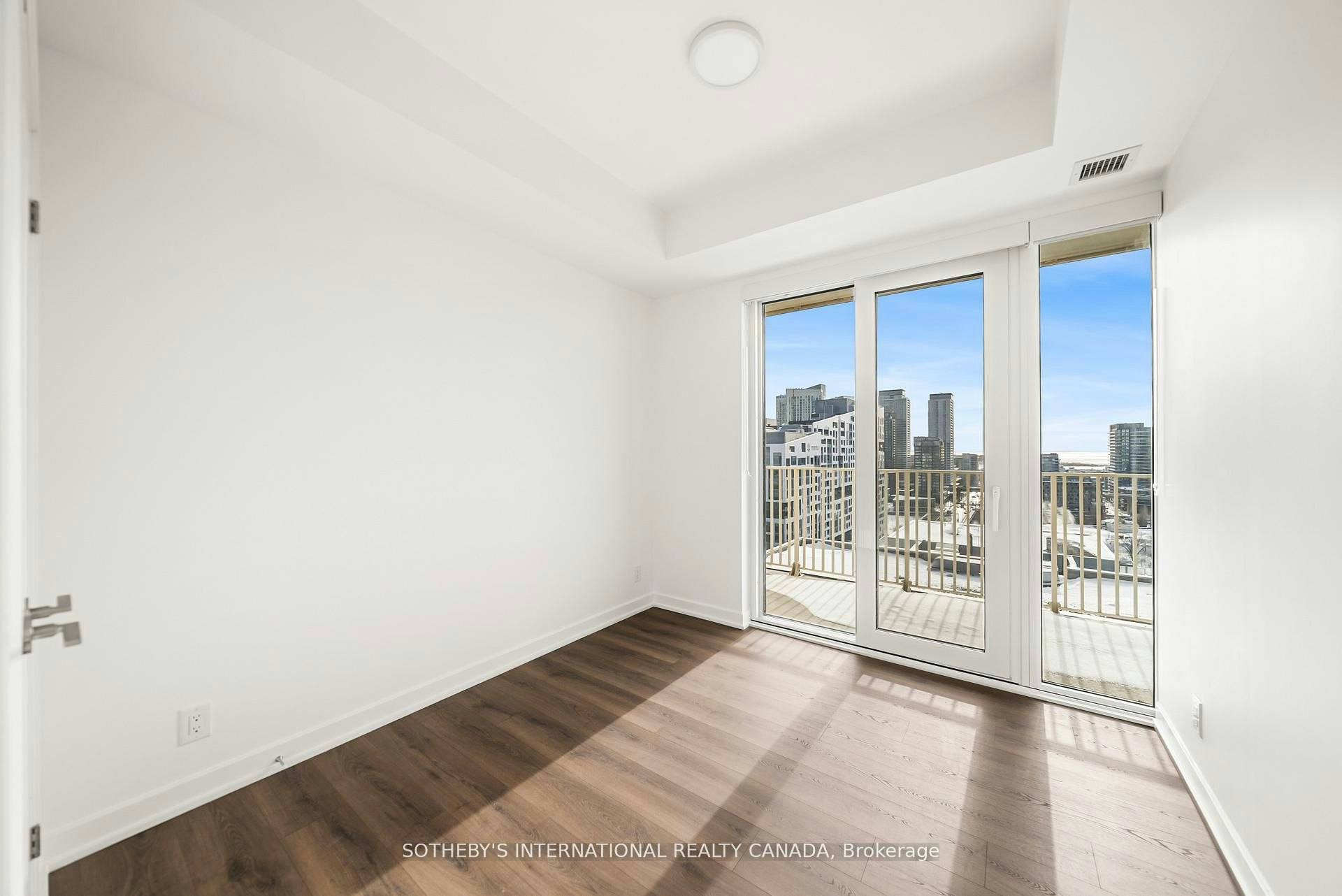1217-88 Bathurst Street, Toronto, ON, M5V 0W8 - 16