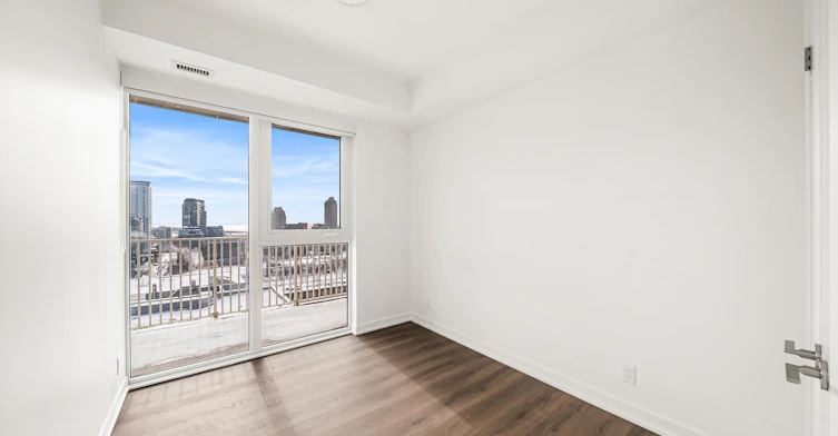 1217-88 Bathurst Street, Toronto, ON, M5V 0W8 - 19