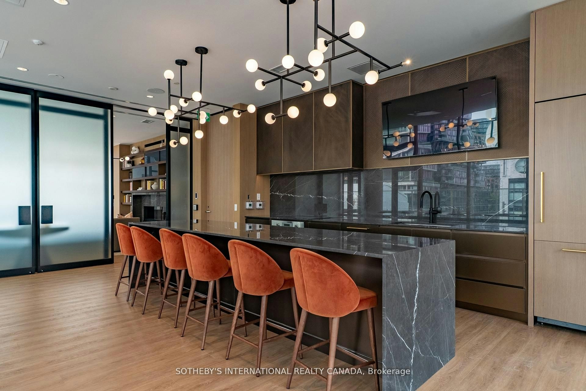 1217-88 Bathurst Street, Toronto, ON, M5V 0W8 - 46