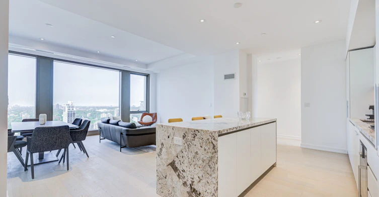 2202-1315 Bay Street, Toronto, ON, M5R 0E4