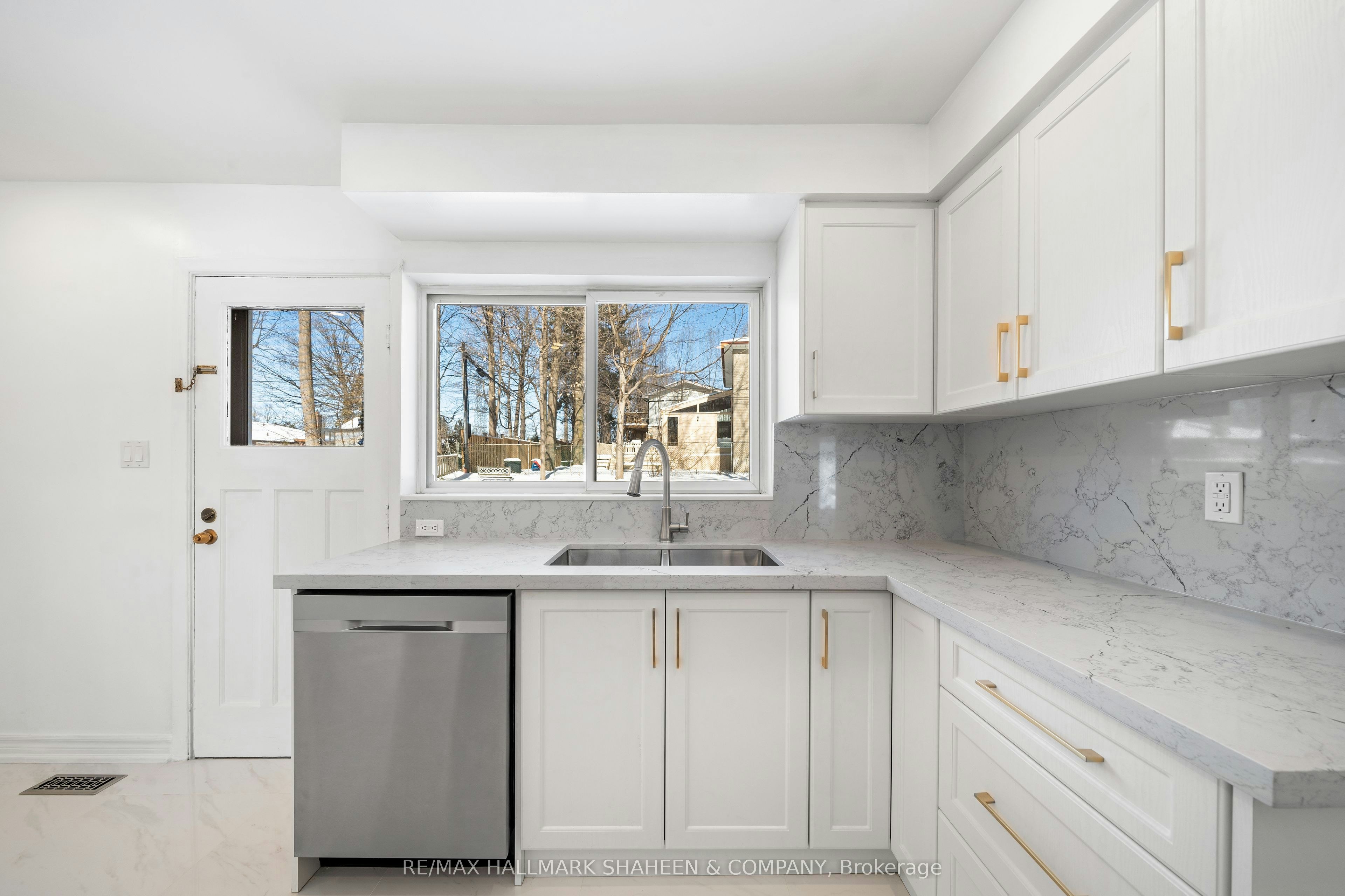 Main-96 Rameau Drive, Toronto, ON, M2H 1T9 - 4