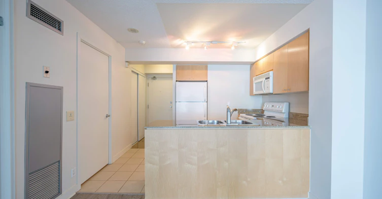 701-361 Front Street, Toronto, ON, M5V 3R5 - 5