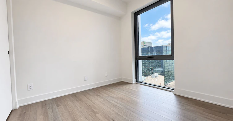 1402-8 Cumberland Street, Toronto, ON, M4W 0B6 - 10