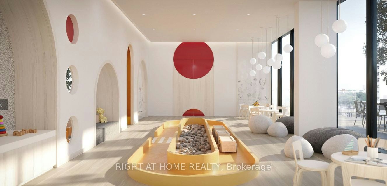 1801N-120 Broadway Avenue, Toronto, ON, M4P 0E9 - 30