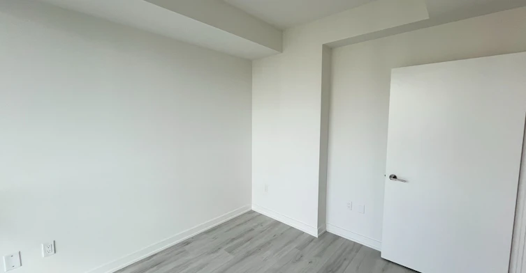1801N-120 Broadway Avenue, Toronto, ON, M4P 0E9 - 12