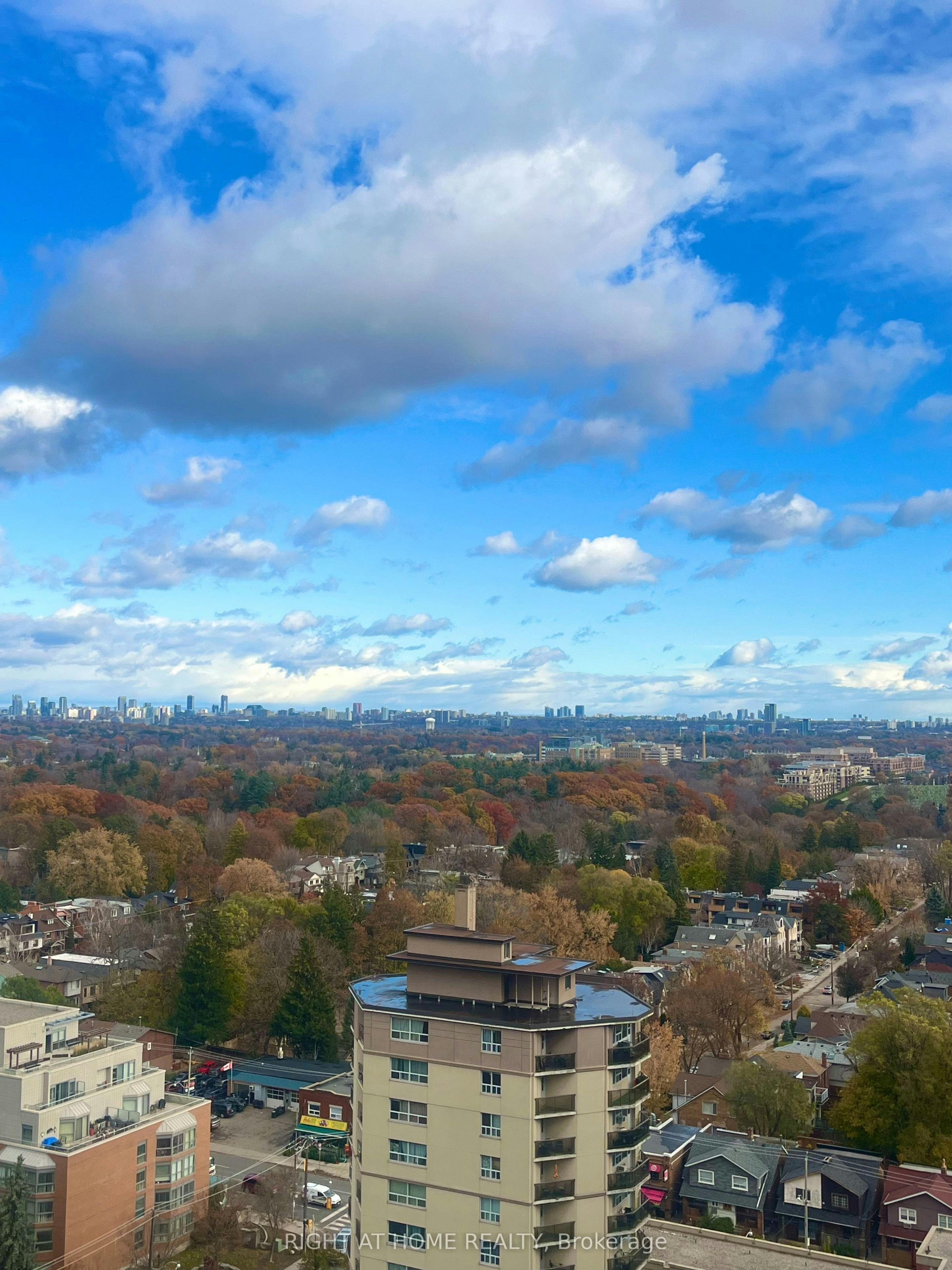 1801N-120 Broadway Avenue, Toronto, ON, M4P 0E9 - 21