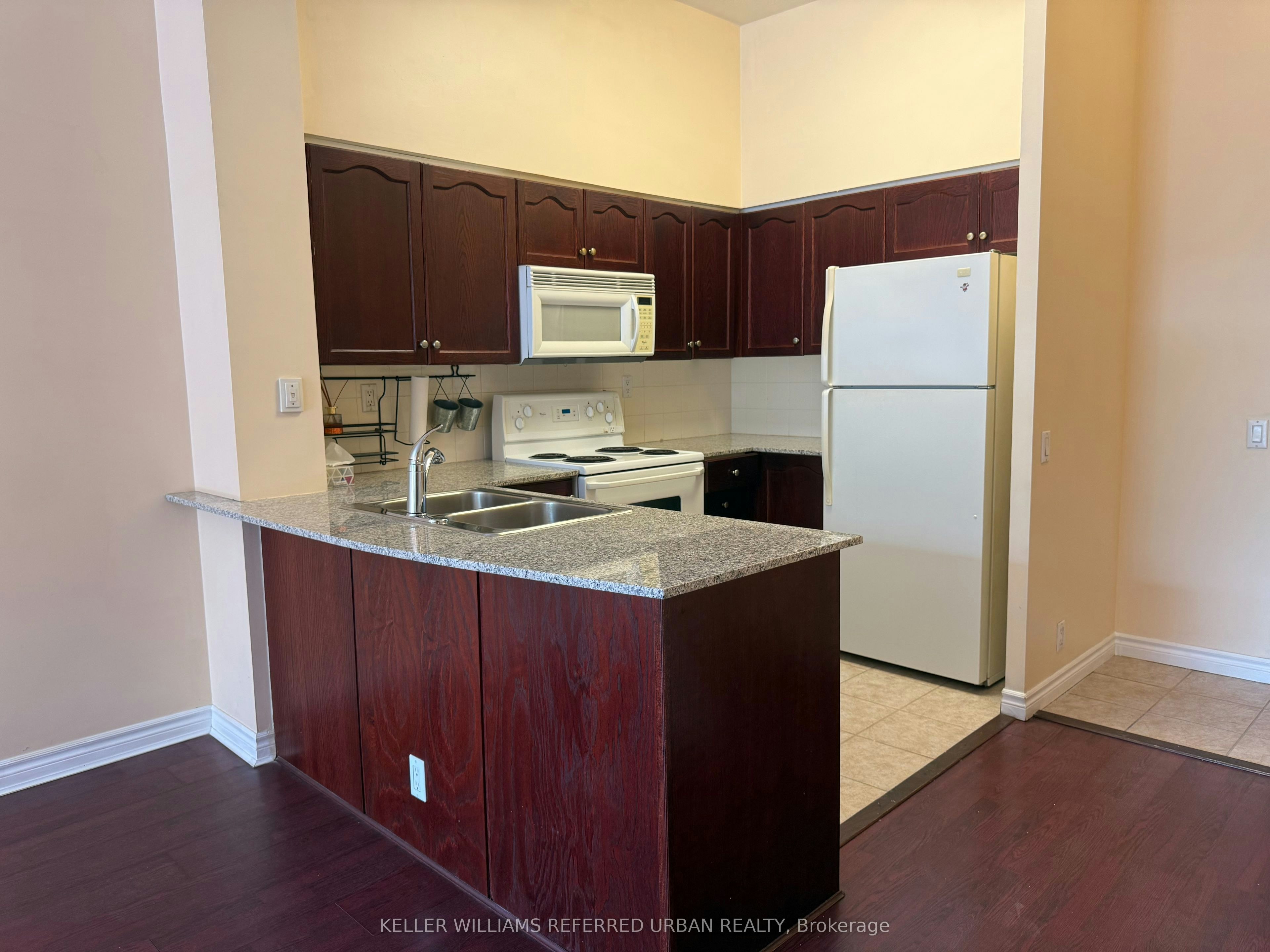 110-1720 Eglinton Avenue E, Toronto, ON, M4A 2X8 - 4