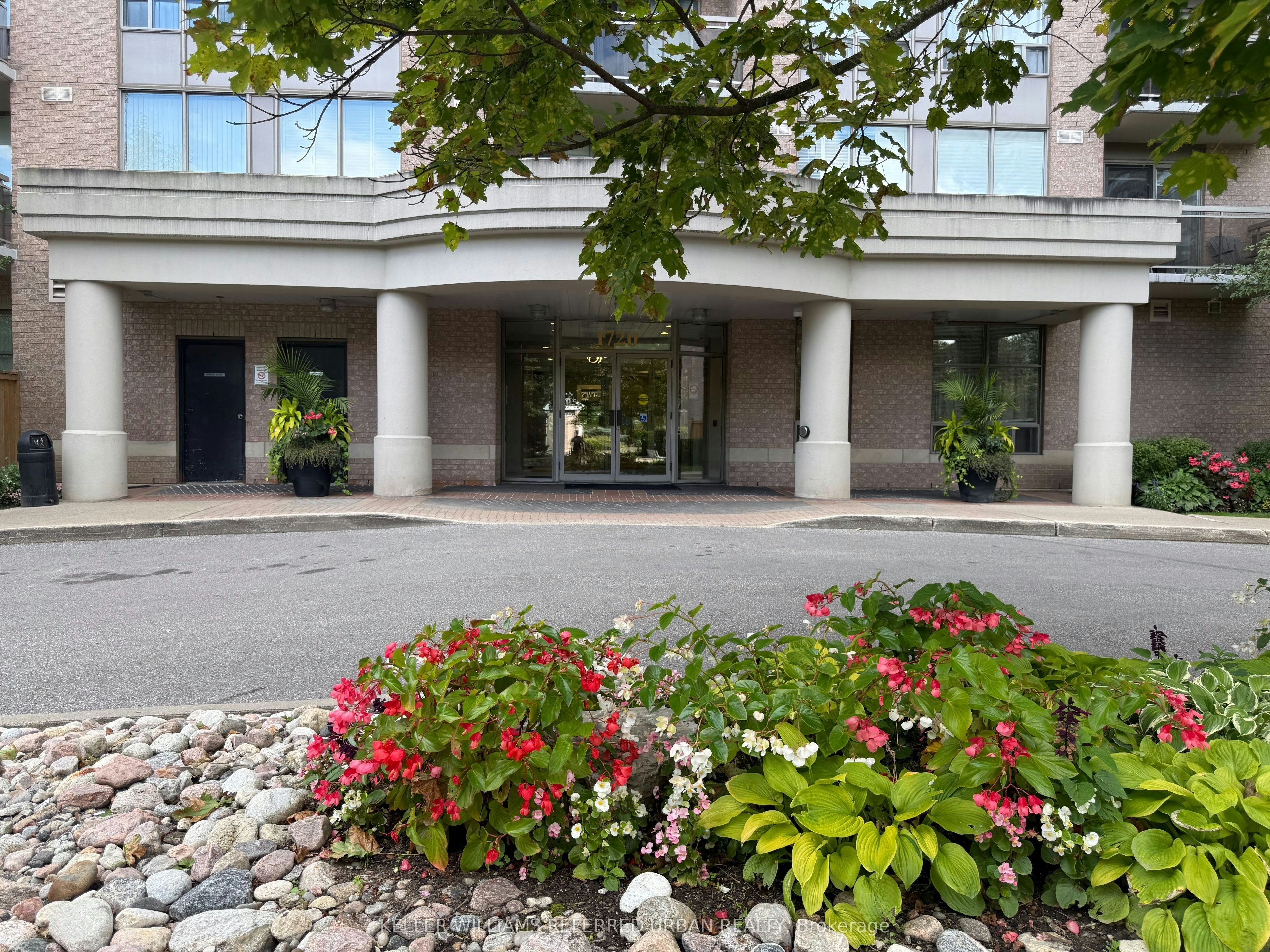 110-1720 Eglinton Avenue E, Toronto, ON, M4A 2X8