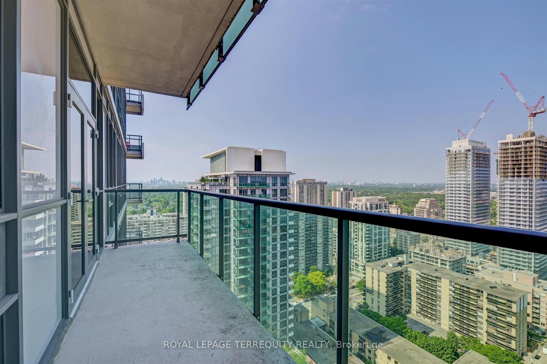 2521-70 Roehampton Avenue, Toronto, ON, M4P 1R2 - 15