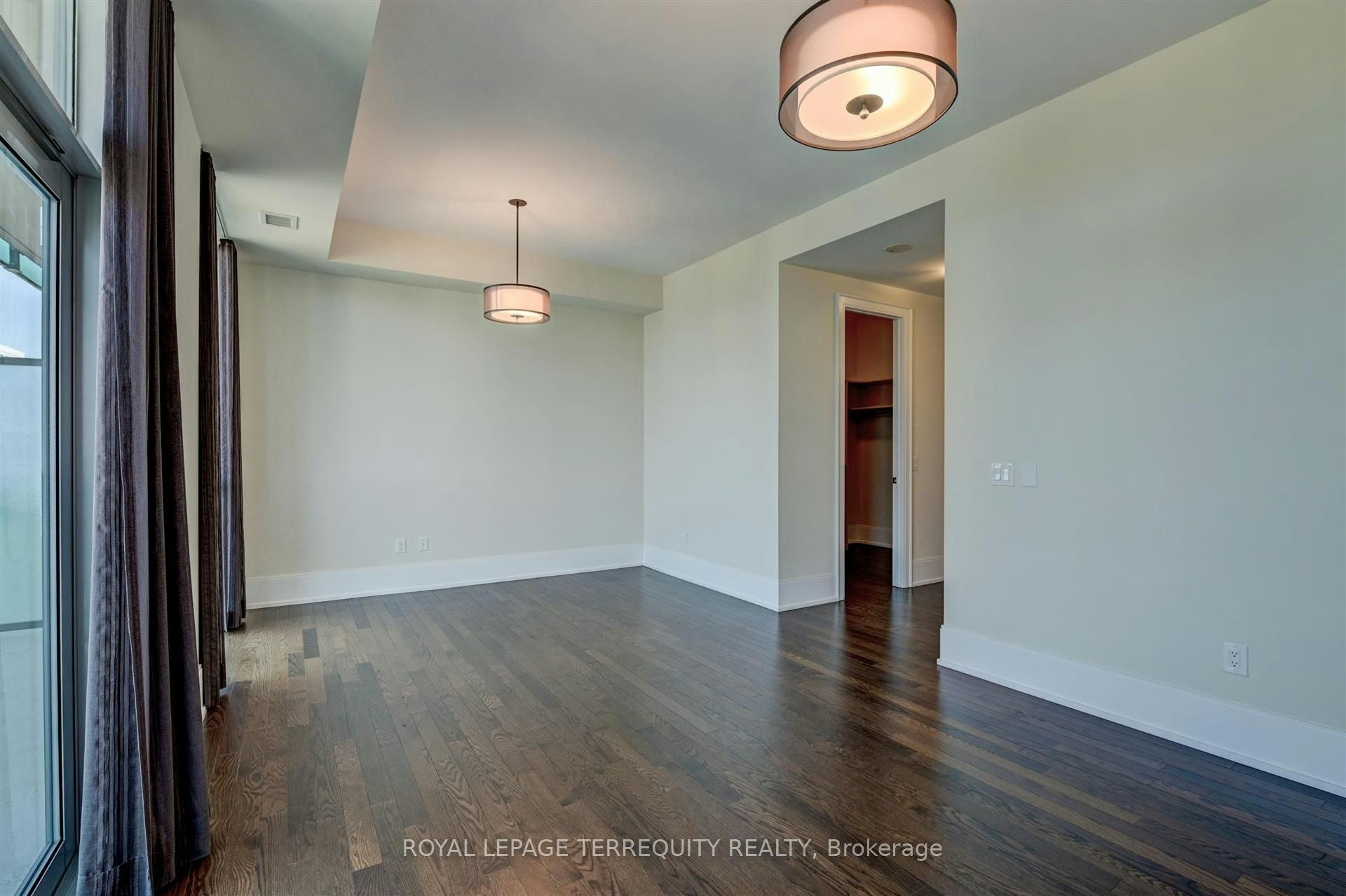 2521-70 Roehampton Avenue, Toronto, ON, M4P 1R2 - 10