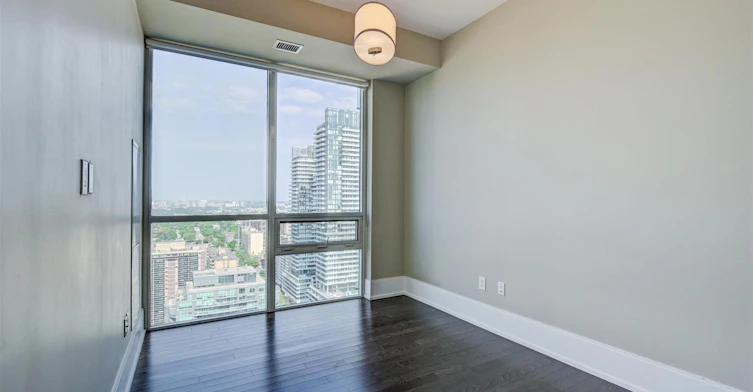 2521-70 Roehampton Avenue, Toronto, ON, M4P 1R2 - 16