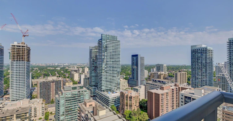 2521-70 Roehampton Avenue, Toronto, ON, M4P 1R2 - 24