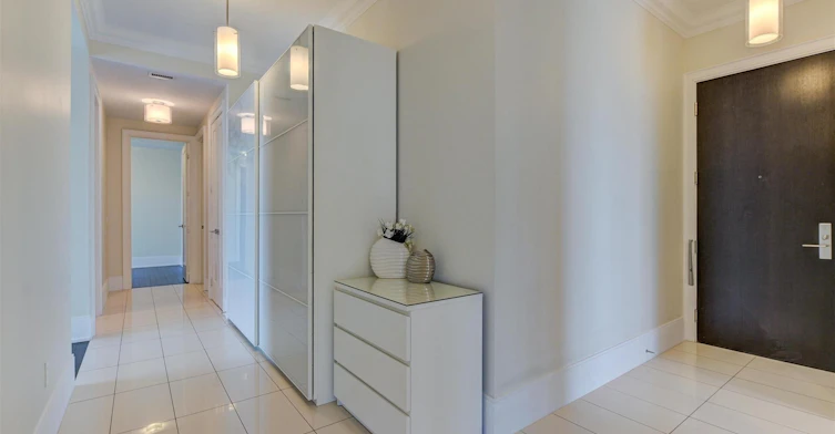2521-70 Roehampton Avenue, Toronto, ON, M4P 1R2 - 2