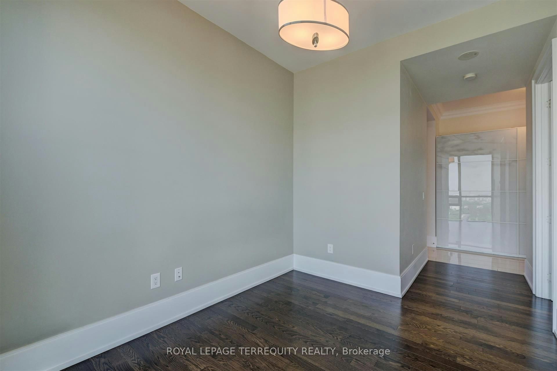 2521-70 Roehampton Avenue, Toronto, ON, M4P 1R2 - 20