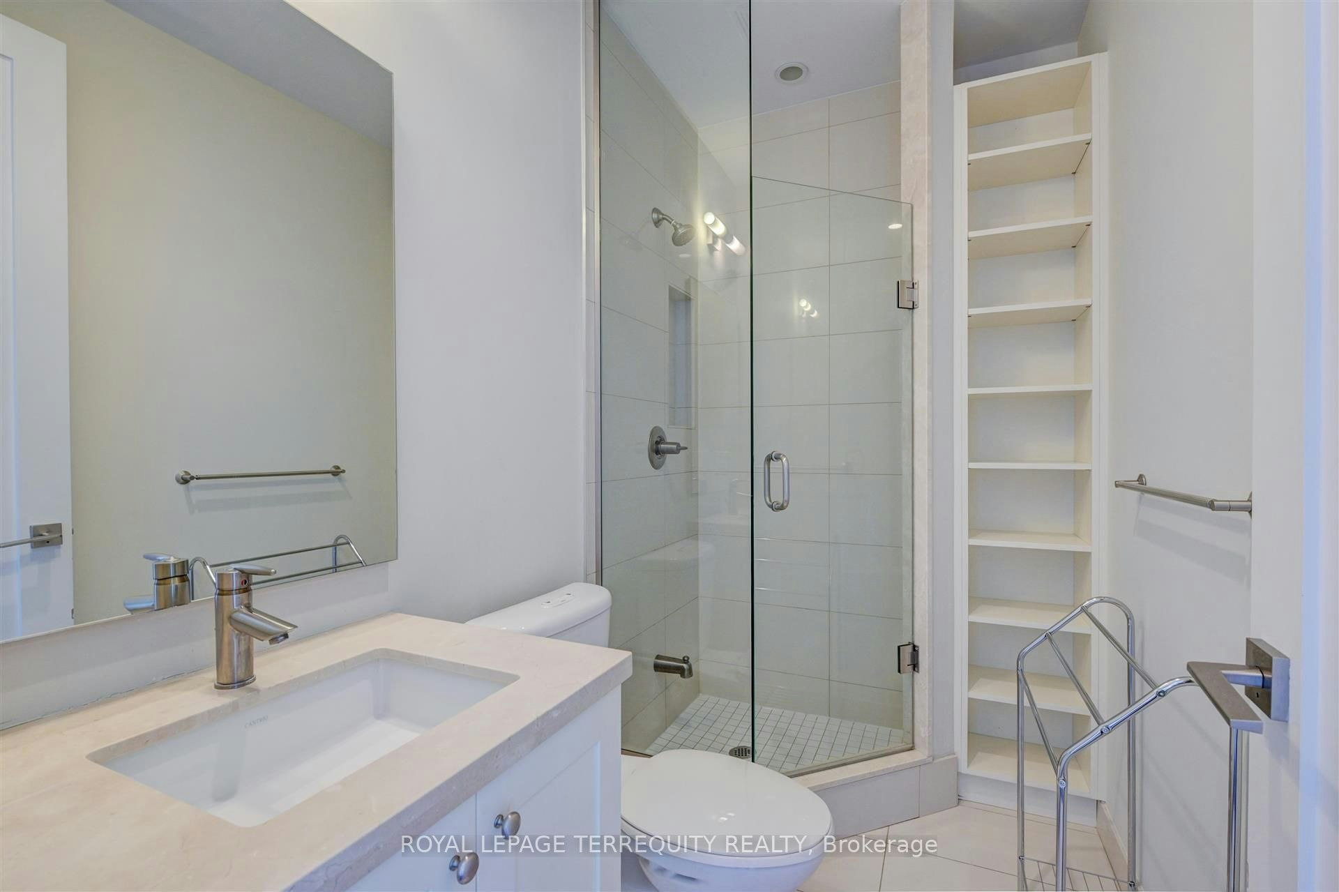 2521-70 Roehampton Avenue, Toronto, ON, M4P 1R2 - 18