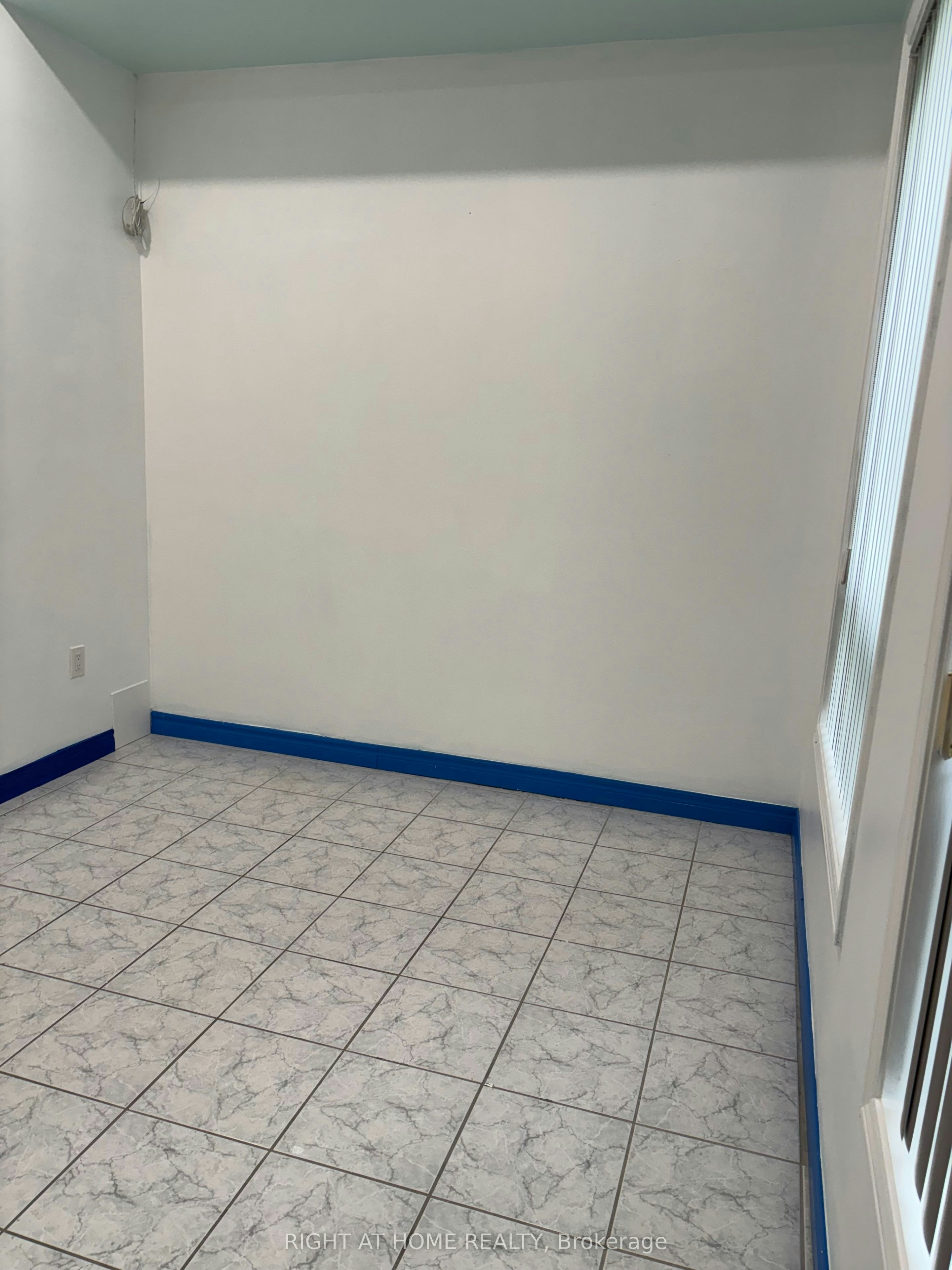 Unit 1-389 Spadina Avenue, Toronto, ON, M5T 2G6 - 6