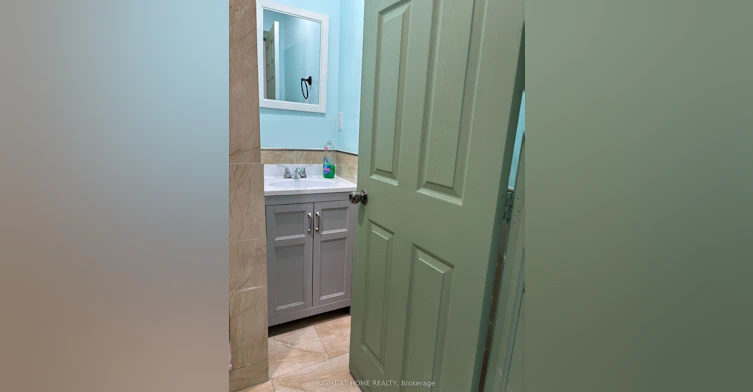 Unit 1-389 Spadina Avenue, Toronto, ON, M5T 2G6 - 3