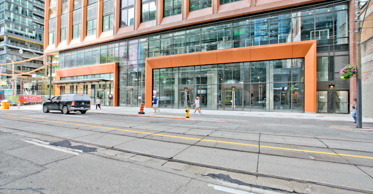 2528-400 King Street W, Toronto, ON, M5V 1K2 - 4