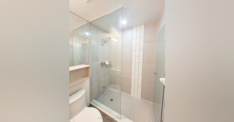 946-121 Lower Sherbourne Street, Toronto, ON, M5A 0W8 - 4