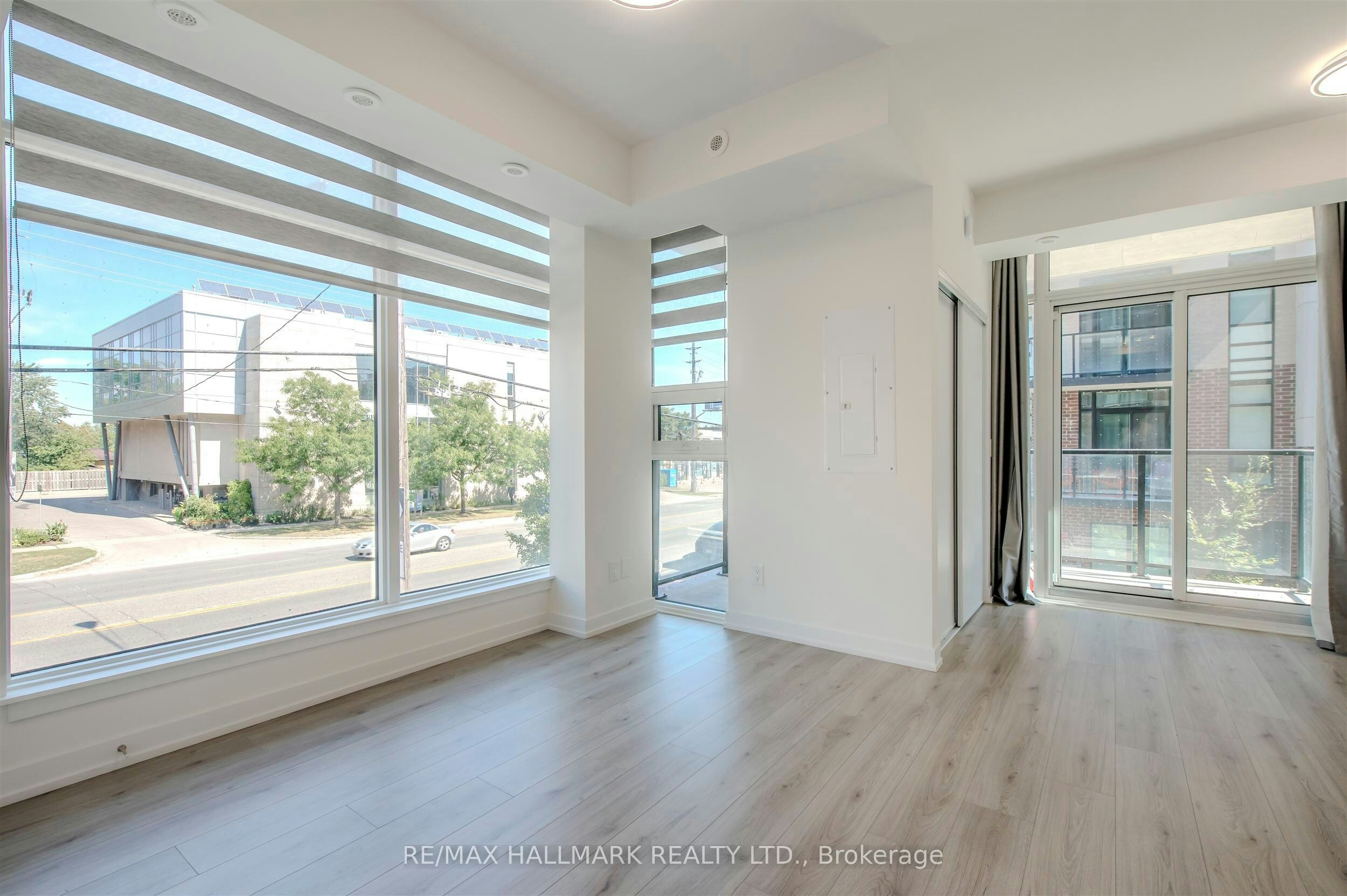 2-10-851 Sheppard Avenue W, Toronto, ON, M3H 0G2 - 8