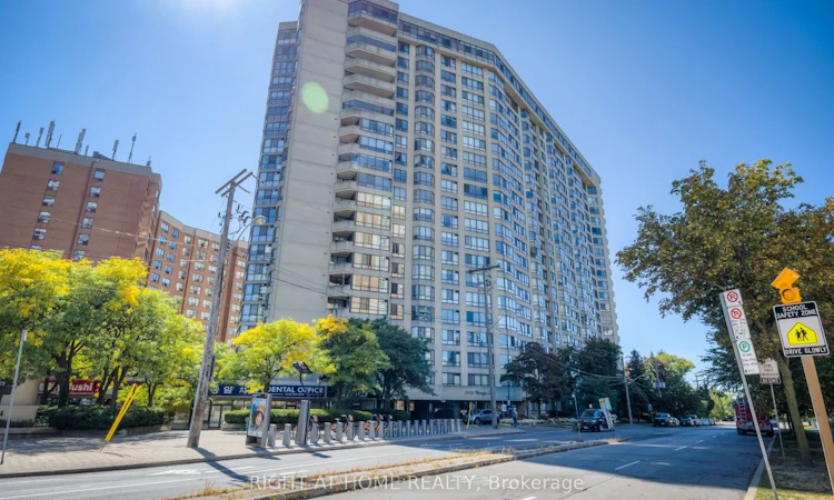1810-5444 Yonge Street