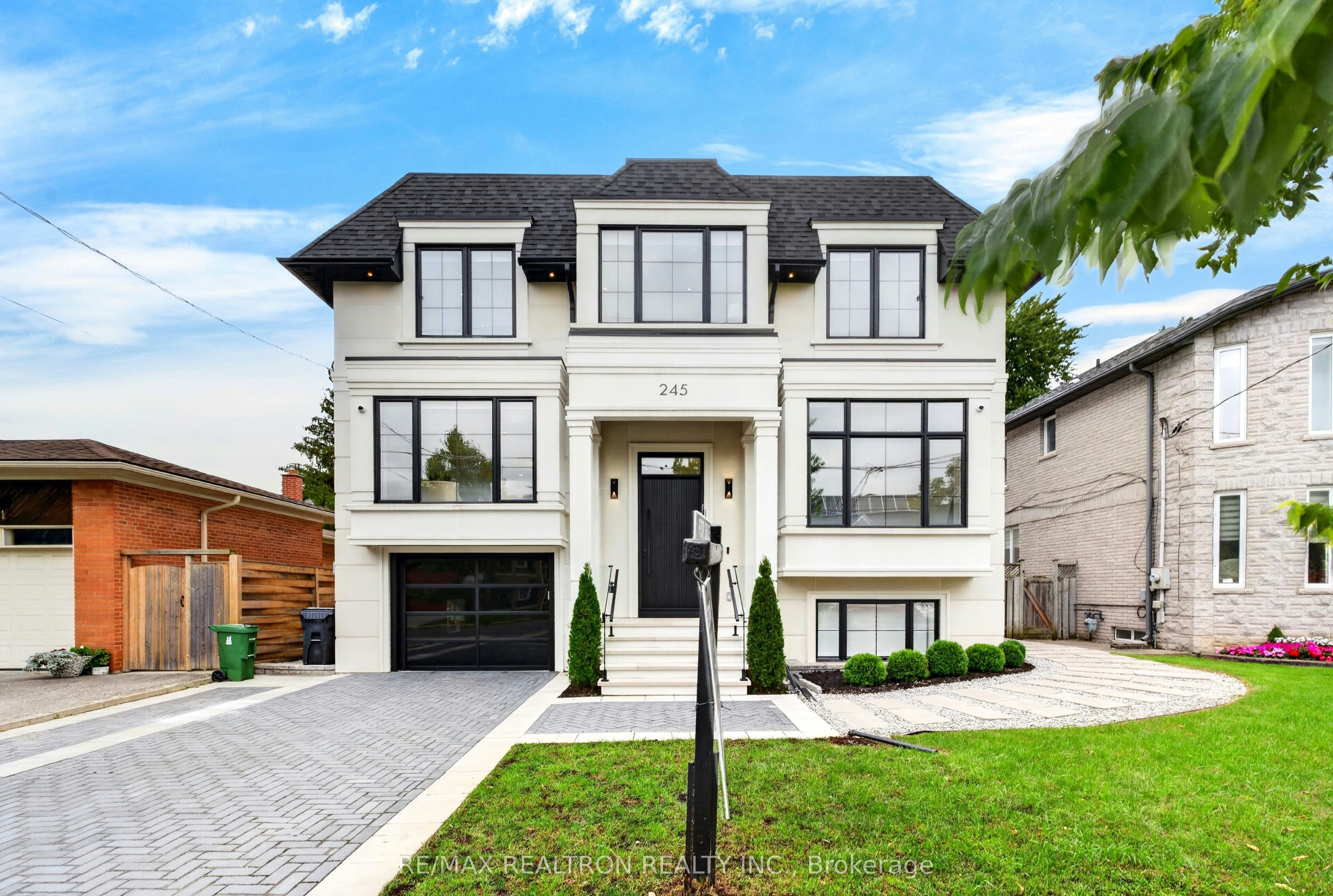 245 Patricia Avenue, Toronto, ON, M2M 1J7
