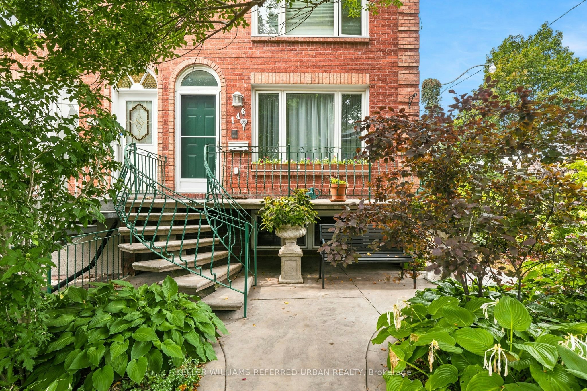 146 Montrose Avenue, Toronto, ON, M6J 2T7