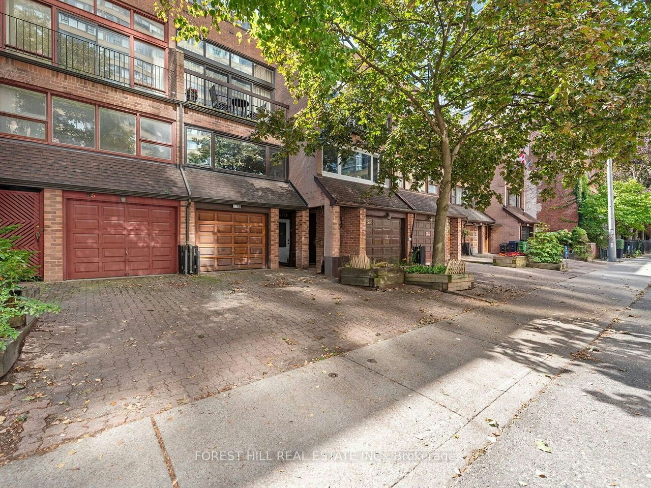 55 Granby Street, Toronto, ON, M5B 1H8