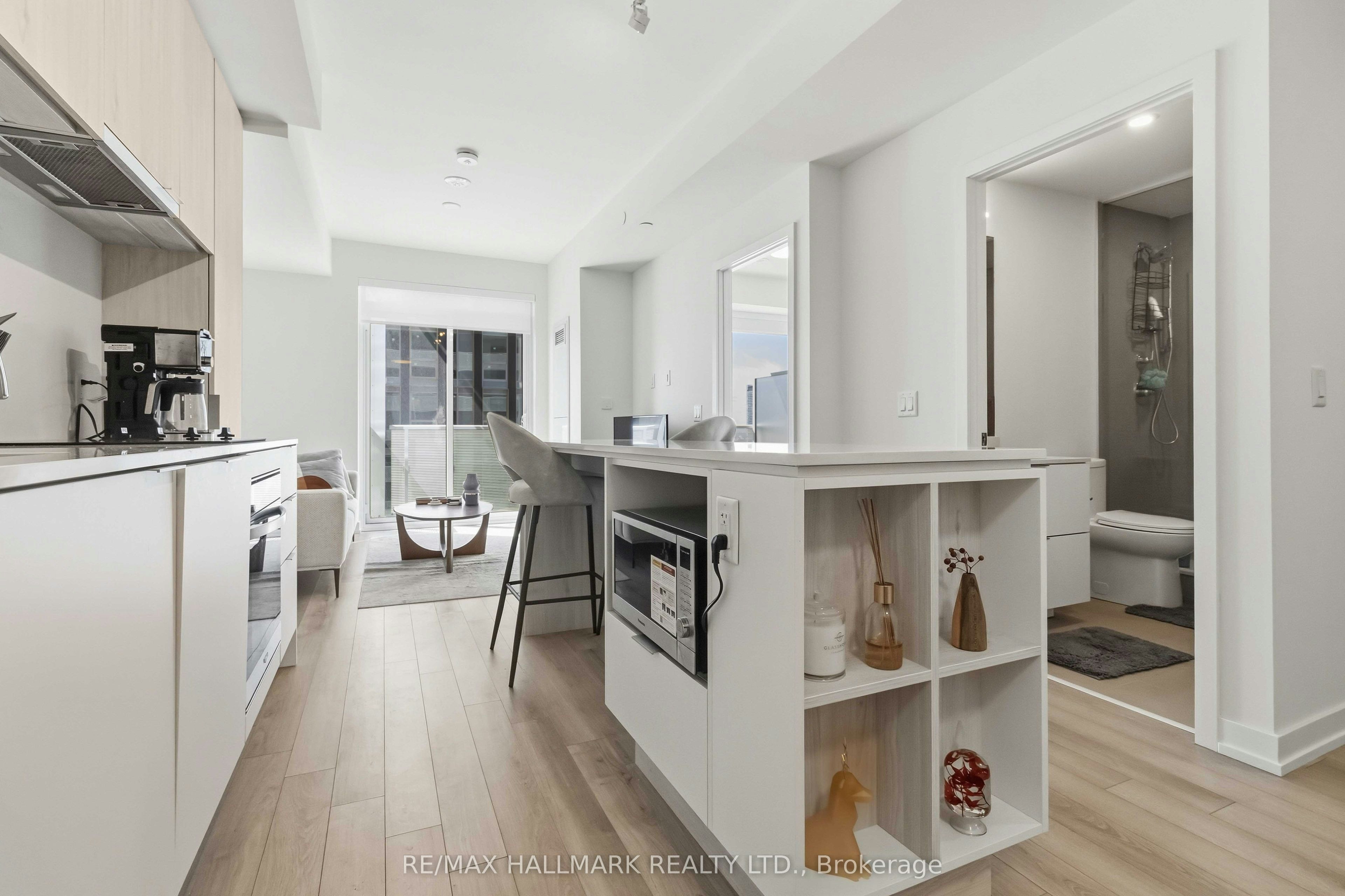 5002-89 Church Street, Toronto, ON, M5C 0B7 - 8