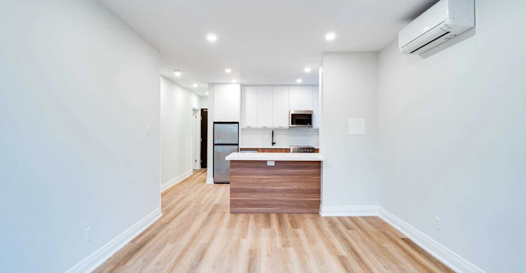 5-1 Greensides Avenue, Toronto, ON, M6G 3P5 - 11