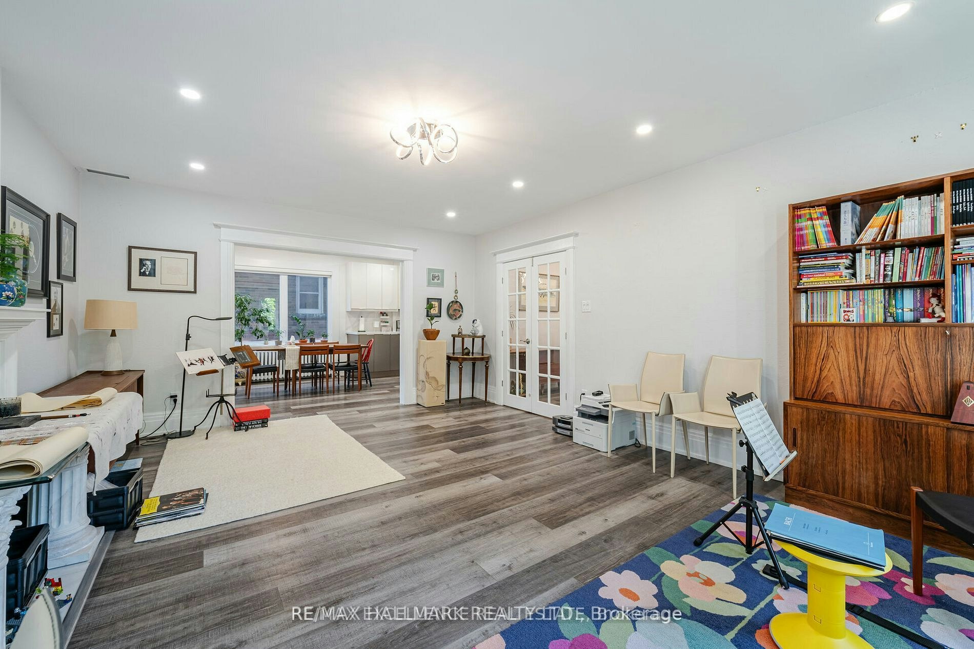 2nd Floor-193 Heath Street W, Toronto, ON, M4V 1V3 - 2