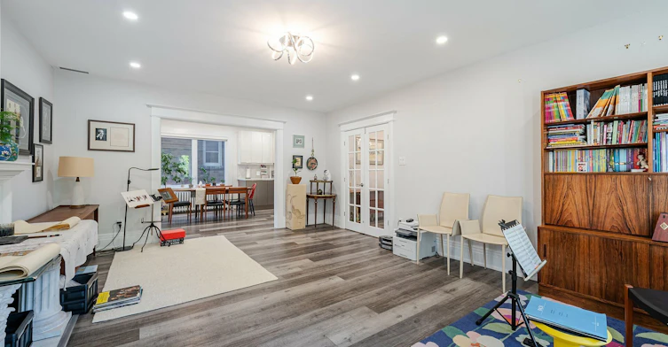 2nd Floor-193 Heath Street W, Toronto, ON, M4V 1V3 - 2