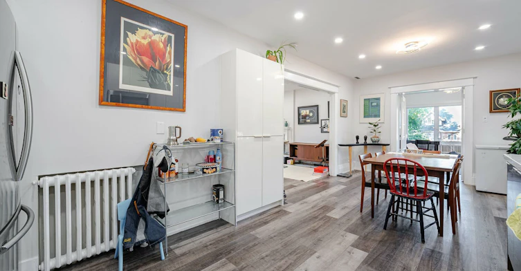 2nd Floor-193 Heath Street W, Toronto, ON, M4V 1V3 - 23