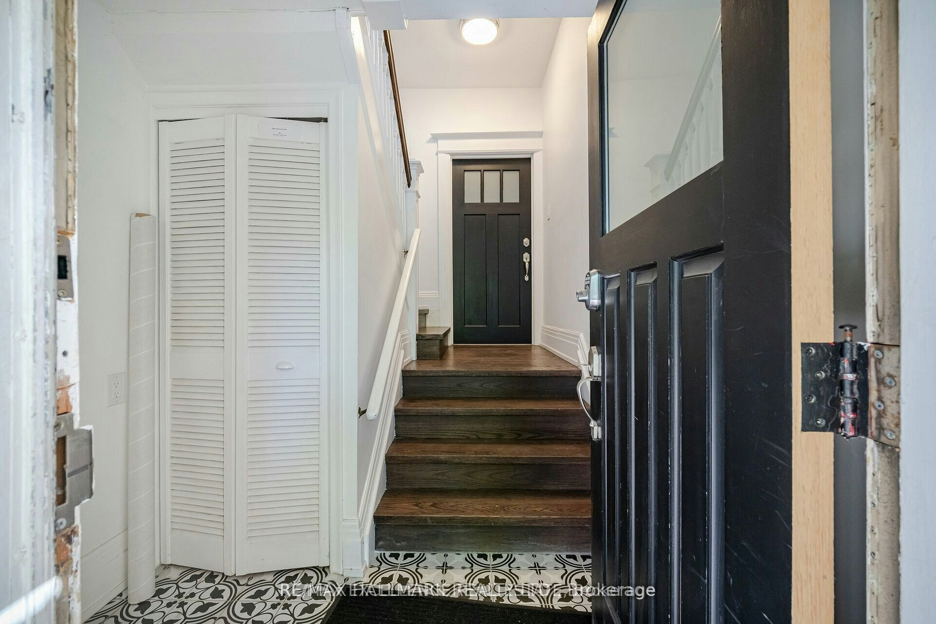 2nd Floor-193 Heath Street W, Toronto, ON, M4V 1V3 - 6