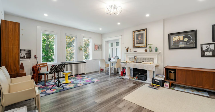 2nd Floor-193 Heath Street W, Toronto, ON, M4V 1V3 - 10