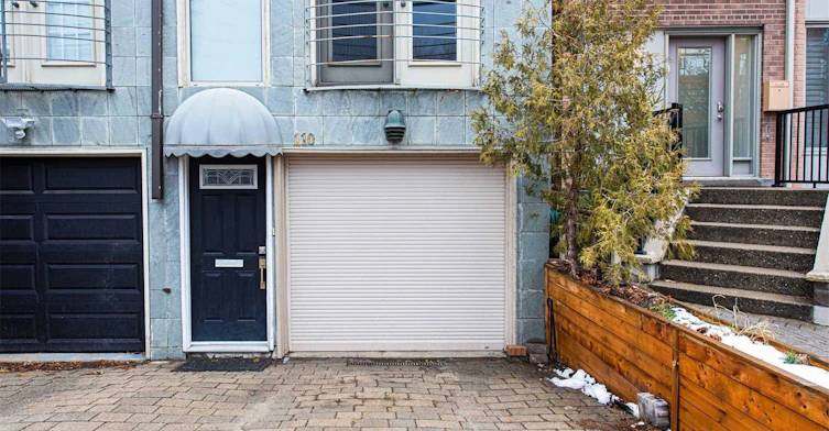 110 Belmont Street, Toronto, ON, M5R 1P8 - 2