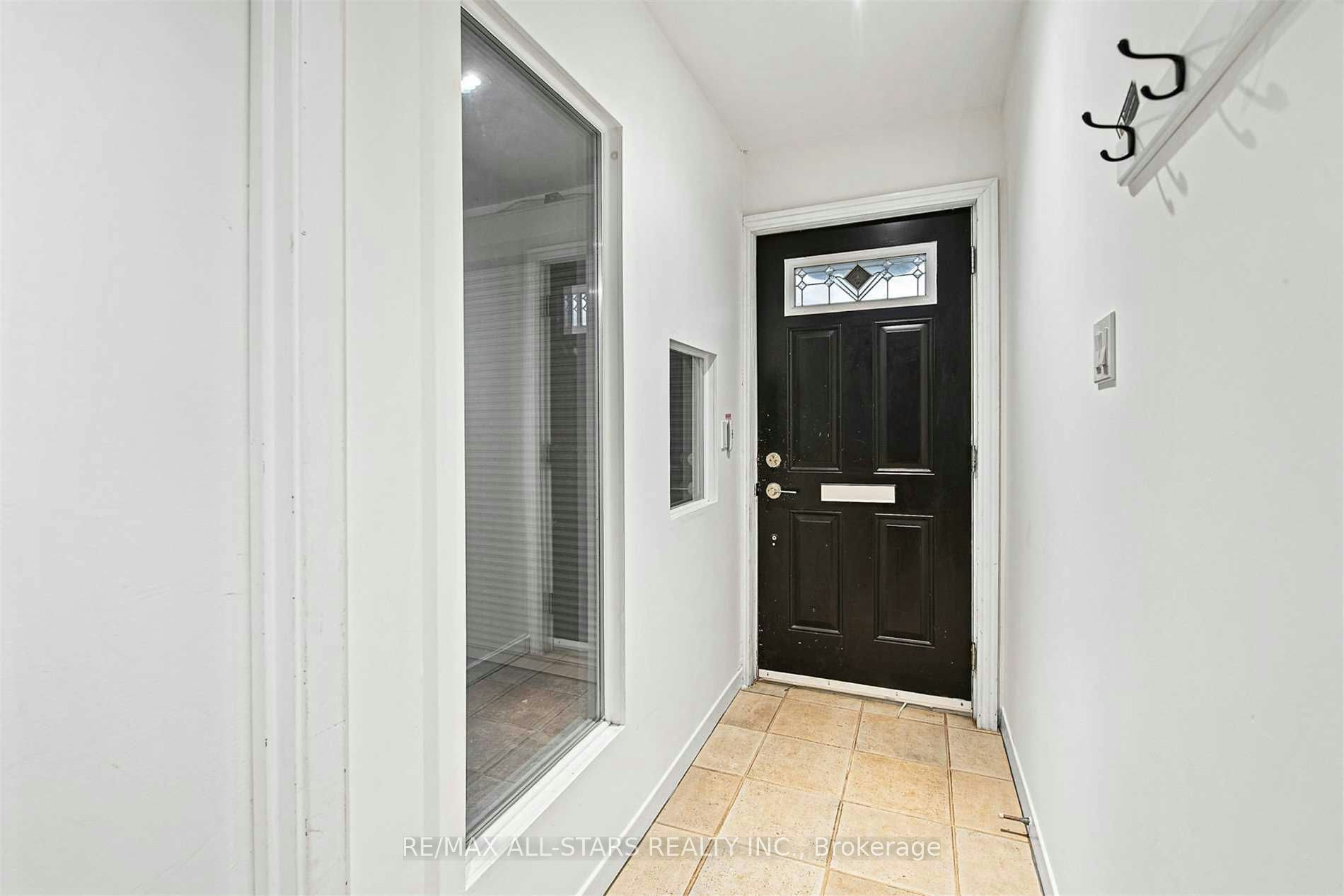 110 Belmont Street, Toronto, ON, M5R 1P8 - 5