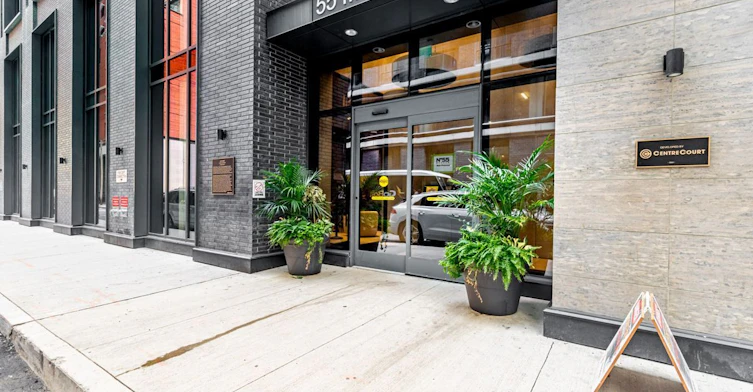 2709-55 Mercer Street, Toronto, ON, M5V 0W4
