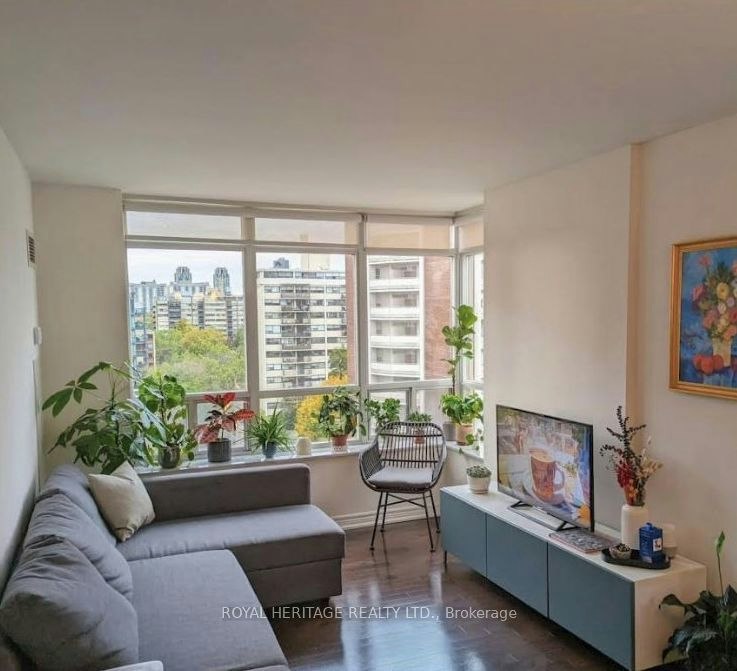 60 St Clair Avenue W, Toronto, ON, M4V 1M1 - 3