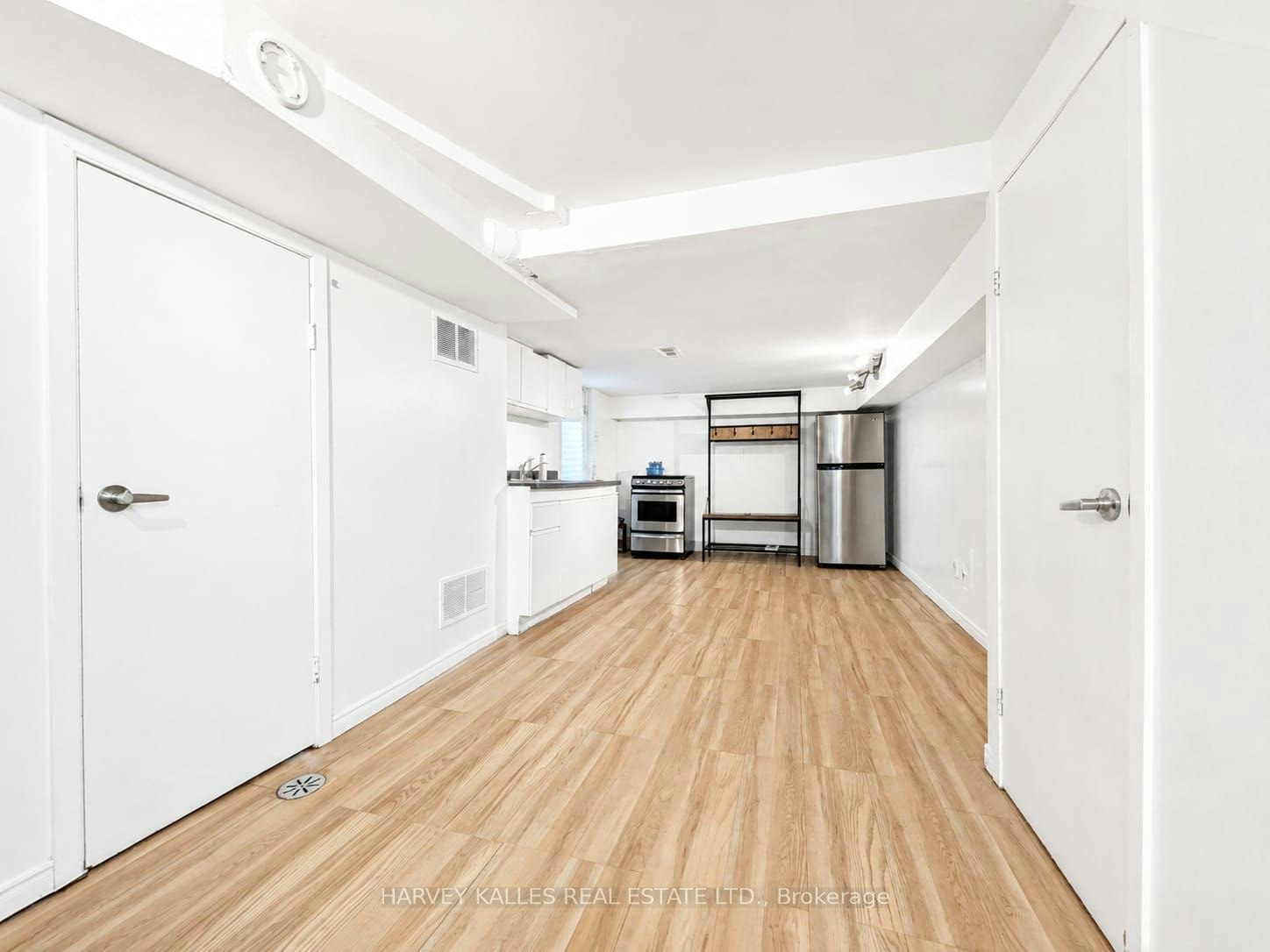 Bsmnt-327 Howland Avenue, Toronto, ON, M5R 3C1 - 2